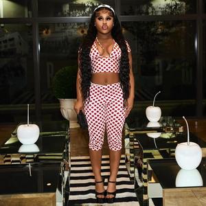 Ensemble sexy trois pièces extensible à pois pour femme : haut dos nu à licou, haut court à manches courtes et pantalon capri slim - Product Image 2
