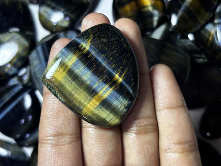 Top Quality 100% Natural Blue Tiger Eye Precious Gemstone Handmade Bulk Price Loose Stone for Making Jewelry