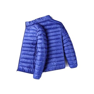Chaqueta Acolchada para Hombre, Color Verde Oliva, Cuello Alto, Cierre de Cremallera, Ligera, Rellena de Plumón, Estilo Moderno, para Invierno - Product Image 2