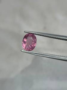 Rara Zafiro Rosa Fuego Natural de Mahenge de 2.19CT, Corte Ovalado de 7mm, Piedra Preciosa Suelta Facetada de Tanzania para Joyería, Zehra Gems - Product Image 1