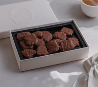 Boîte en papier écologique pour sushi crêpe gâteau gaufre bâton truffes au chocolat brownie et déjeuner avec un design élégant