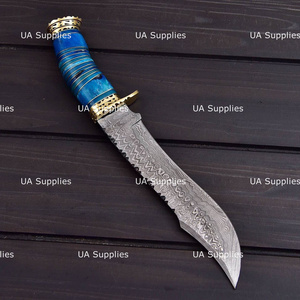 Couteau de chasse Bowie classique vintage en acier Damas fait main à bord dentelé et pointe traînante, manche en bois, pour camping et activités de plein air, OEM, par UA Supplies - Product Image 3