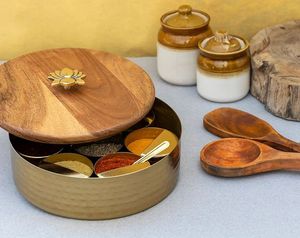 wooden roti <b>box</b> - Product Image 2