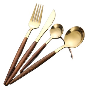 Cubiertos de acero inoxidable de estilo clásico superventas, juego de cubiertos dorados, juego de cubiertos de acero inoxidable para restaurante en casa - Product Image 1