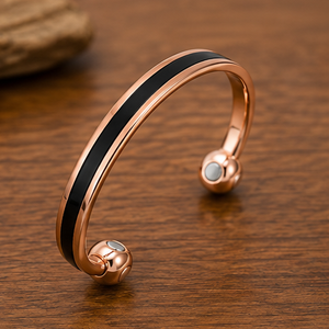 Brazalete Kada de Cobre Sólido Magnético con Incrustaciones Negras de Calibre Grueso, Joyería Metálica de Moda con Diseño Exquisito en Relieve - Product Image 4