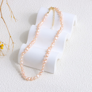 Collar Versátil de Alta Gama de Estilo Retro Francés para Mujer, Cadena de Perlas Barrocas Naturales de Agua Dulce - Product Image 2