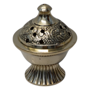 Quemador de Incienso Loban de Latón con Tapa, Portátil, para Carbón y Bakhoor, Diseño Decorativo Grabado para Hogar, Templo y Aromaterapia - Product Image 2