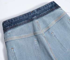 Jean en denim délavé taille haute coupe droite pour femme, style vintage décontracté, longueur intégrale, bleu clair, en coton - Product Image 4