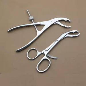 Manual Veterinary Orthopedic Surgical Instrument Toothed Phalanges Reduction Forceps Autoclavable Bone Holding by <b>Blush</b> surgical - Product Image 2