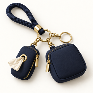 Porte-sac à crottes et sac à friandises portable en nylon bleu foncé avec porte-clés et étui zippé pour chiens - Product Image 3