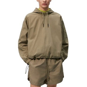 Conjunto de chándal de dos piezas con cremallera y logotipo personalizado para hombre, pantalones cortos cortavientos de nailon de alta calidad, unisex, verano 2025 - Product Image 1