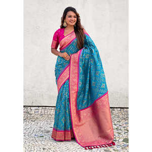 Sari Patola en soie douce bleu ciel Premium Elite Weaves, tissé Zari avec des tissages contrastés pour sari de soirée - Product Image 2