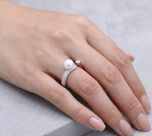 Anillo de Compromiso y Boda con Perla de Agua Dulce de Patrón Único, Circonita Cúbica, Plata de Ley 925, Engaste Clásico con Puntas, Certificado GIA - Product Image 5