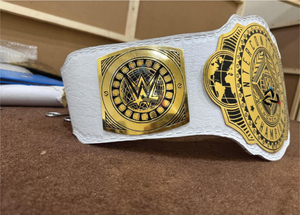 เข็มขัดแชมป์อินเตอร์คอนติเนนตัลสำหรับผู้หญิงแบบกำหนดเอง W-W-E รุ่นแฟนเบลท์ ทำจากทองเหลืองสำหรับผู้ใหญ่ หนา 2 มม. - แผ่นโลหะชุบทองและสายหนัง - Product Image 5