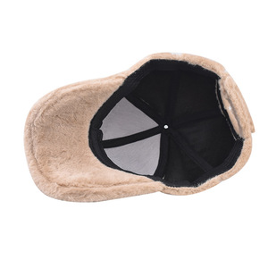 Gorra de Béisbol Unisex de Invierno con Piel Sintética, Diseño a Cuadros de 6 Paneles, Gorro de Forro Polar, Talla de Cabeza 48-50cm, Cierre de Hebilla Metálica, Estilo Casual - Product Image 6