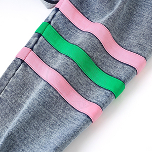 Cárdigan de mezclilla Sorority Alpha con ribete a rayas rosa y verde, cuello en V, letras griegas bordadas AKA, logotipo personalizado, suéter universitario para mujer - Product Image 5