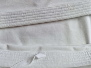 Uniforme de Karate Negro Ligero, Material de Polialgodón y 100% Algodón, Diseño Unisex Personalizable para Kata 100-200cm - Product Image 2