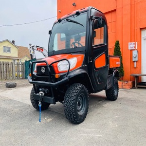 Véhicule utilitaire Kubota RTV X2 durable, conçu pour affronter les charges lourdes, les chemins boueux, les pentes raides et le travail lourd avec confiance et facilité. - Product Image 1
