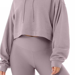 เสื้อฮู้ดครอปผู้หญิงผ้าฝ้ายฟลีซ 100% สีดำ ทรงสวยเก๋ เหมาะสำหรับออกกำลังกาย ฟิตเนส  พร้อมโลโก้แบบกำหนดเอง - Product Image 6
