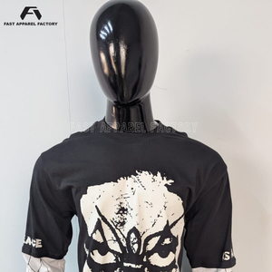 Camiseta Premium para Hombre con Gráfico de Ghost Face, Camiseta de Algodón Personalizada, Estilo Urbano, Oversize, con Diseño de Manga de Telaraña - Product Image 1