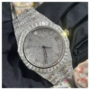 Montre de luxe pour homme en moissanite et quartz, style Iced Out, élégante et moderne - Product Image 3