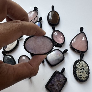 Pendentifs TFH en pierres semi-précieuses, lot de 13 pièces et 233 grammes, pierres polies à la main, pierres aux couleurs vibrantes et cabochons étonnants - Product Image 4