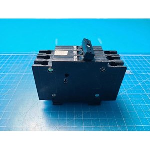 Interruptor de Circuito Industrial CUTLER-HAMMER QCR3015HT Usado Como Está, Piezas de Equipos Semiconductores Legados - Product Image 2