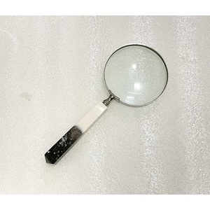 Lupa de Estilo Clásico con Mango en Relieve, Lente de Aumento 3X/10X para Leer Libros y Periódicos - Product Image 3