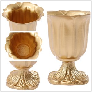 Premium Quality Aluminium Flower <b>Vase</b> for Indoor Decoration, Floral Presentation, Tabletop Styling and Elegant Home Interior Use - Product Image 3
