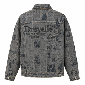 Chaqueta vaquera tipo camionero gris azulado lavado con estampado de periódico, ropa exterior unisex holgada estilo Hypebeast, proveedor mayorista - Product Image 2