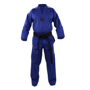 Uniforme de Taekwondo Dobok, tenue d'entraînement durable pour les arts martiaux, avec une coupe confortable pour les séances d'entraînement quotidiennes et les tournois - Product Image 1