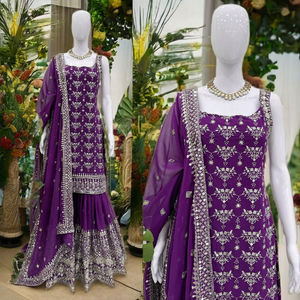 Juego de Sharara de imitación Georgette púrpura elegante con lentejuelas y trabajo de Hilo-Incluye Dupatta - Product Image 1