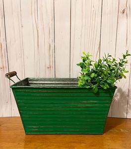 Bote de basura rectangular verde con asa doble de madera, ideal para jardinería, catering y uso en la calle, venta al por mayor desde India. - Product Image 4