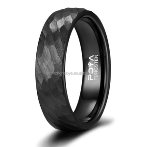 แหวนแต่งงานคู่รัก ทังสเตนสีดำทอง ลายตอก 6 มม. 8 มม. ทรงโดม สวมใส่สบาย - Product Image 2