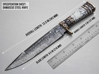 Couteau de chasse à dépecer en acier Damas OEM DIY avec manche en résine, laiton et acier, bord dentelé fixe, haute durabilité, pour l'extérieur