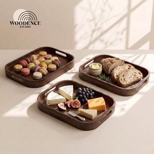 ถาดเสิร์ฟไม้หรูหราจาก Woodence Studio ดีไซน์รูปวงรีแบบมินิมอล ผลิตด้วยมือ ขัดเงาอย่างดี ทำจากไม้เนื้อแข็ง เหมาะสำหรับงานเลี้ยง - Product Image 6