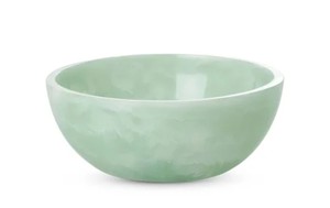 Bol de service décoratif moderne en résine verte polie, fait main, à bords ondulés, pour salades, fruits, collations, maison, fêtes, mariages, événements - Product Image 2