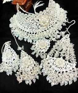 Collar de Novia Pakistaní e Indio para Mujer, Conjunto de Joyería de Boda de Aleación de Estilo Romántico - Product Image 1