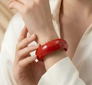 Classic <b>Red</b> Acrylic Resin Round Bangle <b>Bracelet</b> for Women Gift Fashion Jewelry - Product Image 3