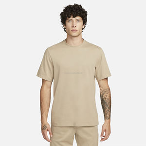 T-shirt de sport personnalisé pour hommes de qualité supérieure 100% coton anti-rétrécissement noir avec un design vierge et un logo avant pour l'exportation - Product Image 5