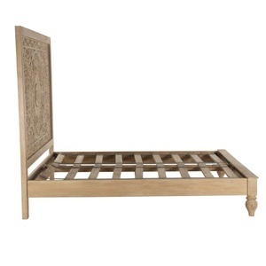 Base de Cama Haveli Hecha de Madera de Caoba de Alta Calidad con Acabado Natural y Respaldo Tallado para Uso en Dormitorio - Product Image 2