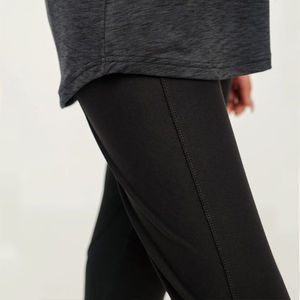 Débardeur en satin doux pour femme - Confortable et léger, idéal pour l'été et les tenues décontractées quotidiennes, respirant, personnalisable OEM - Product Image 6