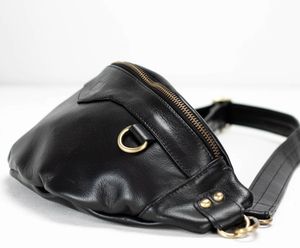 Leather <b>Belt</b> Bag with Spacious Interior Additional <b>Pockets</b> for Accessories Lightweight Zipper Closure Customizable Options - Product Image 4