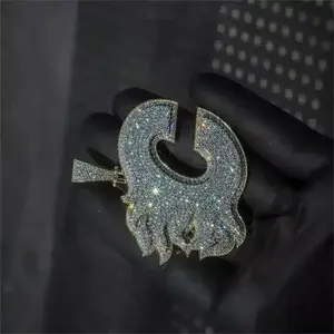 Colgante de Letra C con Incrustaciones de Moissanita, Estilo Hip Hop, Personalizable con Iniciales, Joyería Brillante Estilo Rapper - Product Image 3