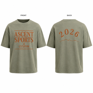 เสื้อยืดโอเวอร์ไซส์สีเขียวมะกอกสำหรับผู้ชาย พิมพ์ลายด้านหลังปี 2026 แขนสั้น ผ้าฝ้ายเจอร์ซีย์ สวมใส่สบาย - Product Image 1