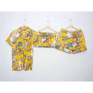 Conjunto de pijama de algodón 100% hecho a mano en India, transpirable, con estampado de mono vintage, ropa de dormir corta para mujer. - Product Image 1