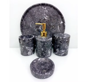 Dispensador de jabón metálico de alta calidad que aporta un toque de glamour refinado a las rutinas diarias. - Product Image 2