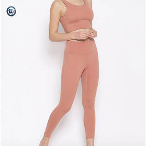 Leggings de cintura alta con tela transpirable y flexible, con sujetador deportivo para gimnasio, entrenamiento, ejercicio y yoga. - Product Image 4