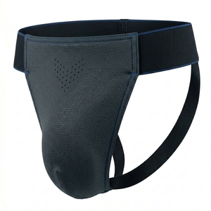 Protège-guêtres de boxe en cuir de vache véritable 100% authentique, design et logo personnalisés de haute qualité, fabrication pakistanaise, produit très demandé. - Product Image 4