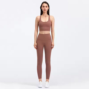 Tenues de sport et de yoga personnalisées avec logo pour femmes, collection 2026 – Vente en gros - Product Image 3